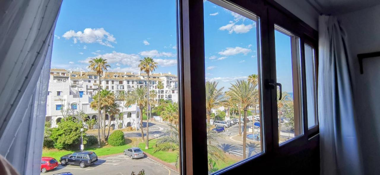 Puerto De La Duquesa Sea Views Apartman Manilva Kültér fotó