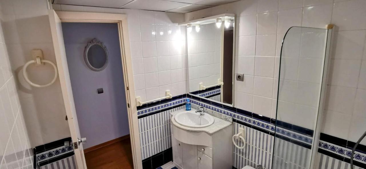Puerto De La Duquesa Sea Views Apartman Manilva Kültér fotó