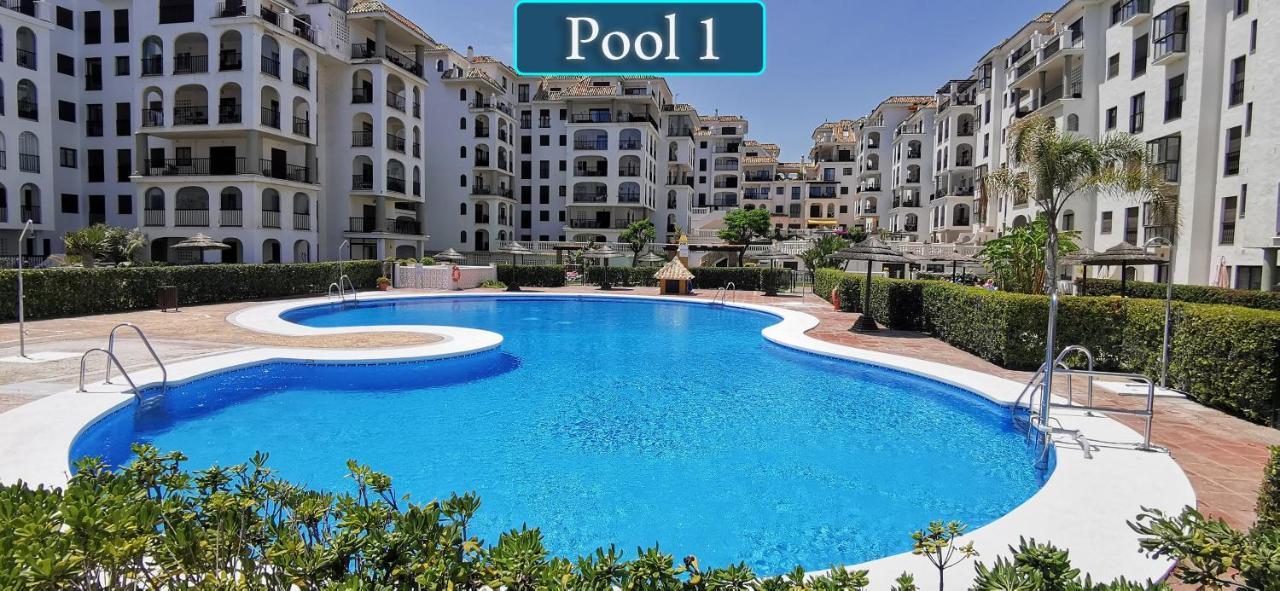 Puerto De La Duquesa Sea Views Apartman Manilva Kültér fotó