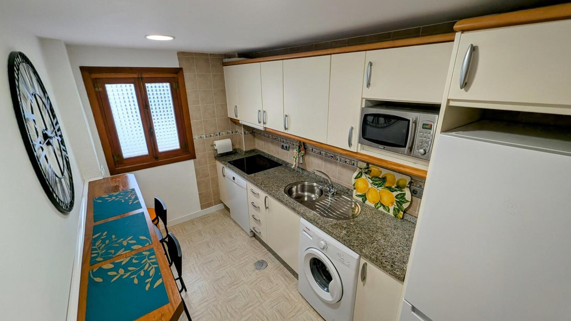 Puerto De La Duquesa Sea Views Apartman Manilva Kültér fotó